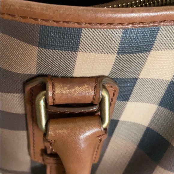 Auth Burberry Smoked Check Northfield Tote - Picture 13 of 16